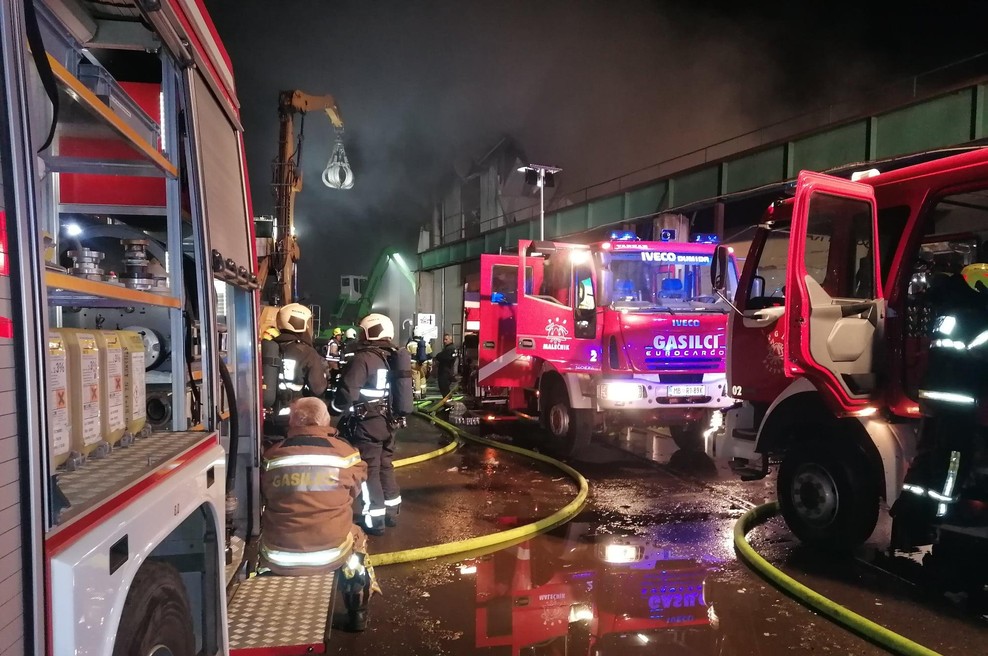 ŽALOSTNO: pred roparji niso varni niti slovenski gasilci, kaj so jim ukradli? (foto: Facebook/PGD Pekre)