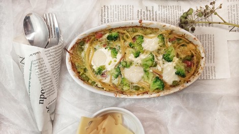 Za vas smo pripravili Masterchef recept: v 4 korakih pripravite gratinirane testenine z brokolijem