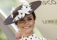 Kate v BREZČASNI Dianini poletni obleki: Britanci le o tem, kako ji pristoji!