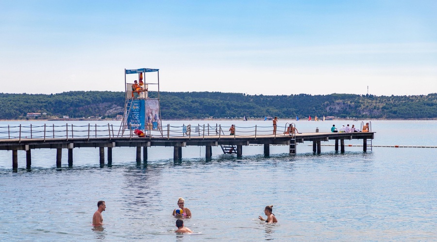 FOTO: V Portorožu po novem skok v morje ne bo več potreben (preverite, zakaj) (foto: Profimedia)