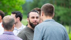 FOTO: Vse najboljše, N1 Slovenija! Poglejte, kako so praznovali prvo obletnico