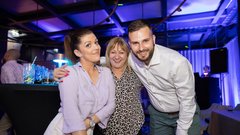FOTO: Vse najboljše, N1 Slovenija! Poglejte, kako so praznovali prvo obletnico