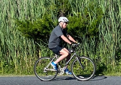 Ujele so ga kamere: Joe Biden na obletnico poroke padel s kolesa