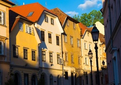 Večina mladih Hrvatov živi pri starših, kaj pa Slovenci?