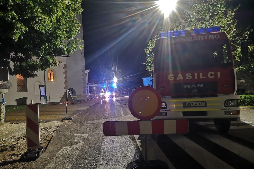 Takšne so posledice neurja, ki se je razbesnelo nad Slovenijo (foto: PGD Šmartno pri Slovenj Gradcu)