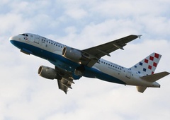 So streljali na potniško letalo, ki je iz Zagreba priletelo na sarajevsko letališče?