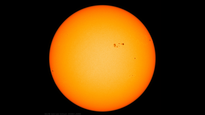 Ogromna pega na Soncu bo zdaj zdaj izbruhnila! Kakšne bodo posledice? (foto: NASA/SDO)