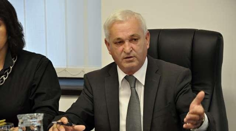 Po hudi bolezni umrl slovenski župan (foto: STA)