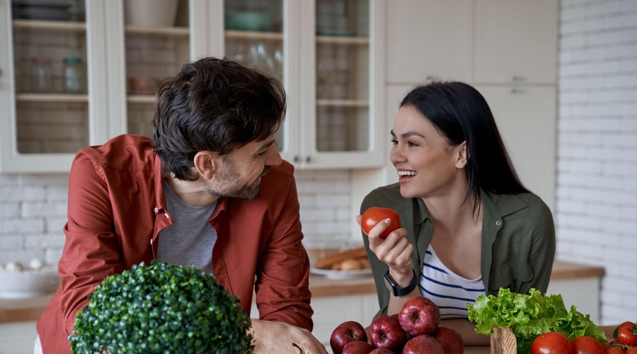 Vegansko ali na rastlinski osnovi - poznate razliko? (foto: Profimedia)