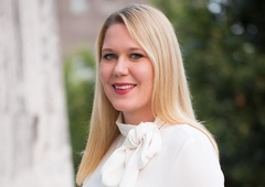 Za predsedniški stolček se bo borila tudi psihoanalitičarka in doktorica filozofije: jo poznate?