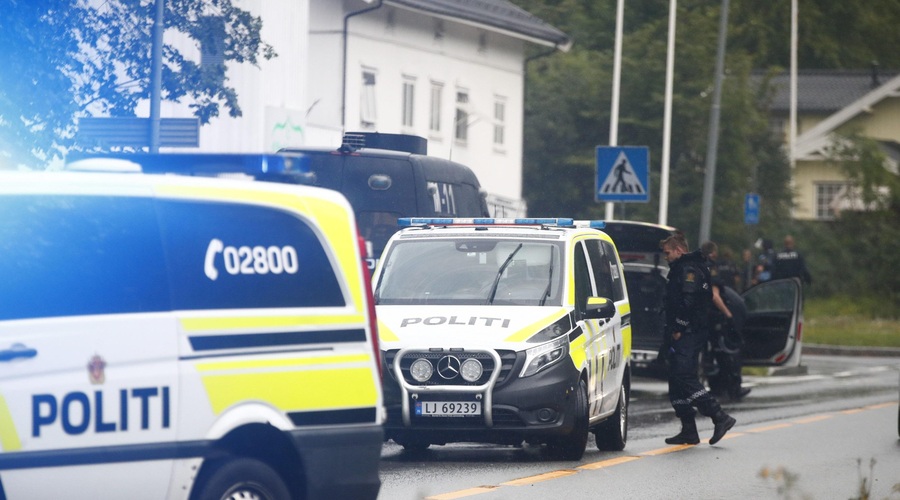 Nemirna noč v Oslu: Norveška z najvišjo stopnjo pripravljenosti (foto: Profimedia)