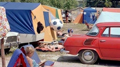 FOTO: Se še spomnite? Tako smo pred 40 leti potovali na morje