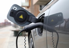 Sintetično gorivo: poskus pred popolno elektrifikacijo vozil ali naša nova realnost?