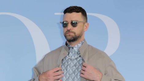 VIDEO: Justin Timberlake pokazal plesne korake, kot jih še NISMO videli. Ampak zakaj je bil deležen BURNIH odzivov?