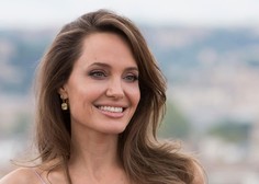 Angelina Jolie ujeta v objektiv med nakupovanjem v Zari