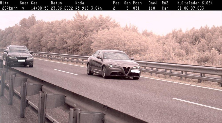 Prekoračil hitrost za skoraj sto kilometrov na uro! Kakšno kazen si je prislužil? (foto: Policijska uprava Murska Sobota)