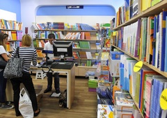 To so knjige, ki jih Slovenci zadnji dan veljavnosti bona NAJBOLJ kupujejo!