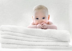 Uganete, katero ime je po kar 22 letih iz vrha izpodrinilo najbolj priljubljeno ime Luka?