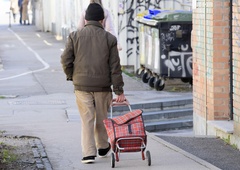 Upokojenci bodo decembra ostali praznih rok