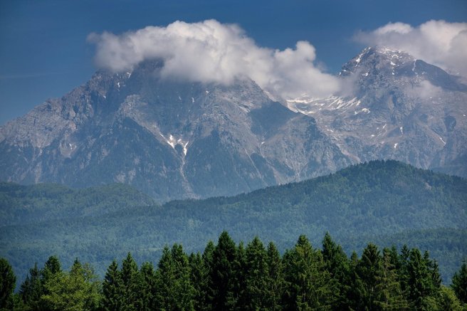 Tragično: na območju Kamniško-Savinjskih Alp našli mrtvega planinca (znane podrobnosti)