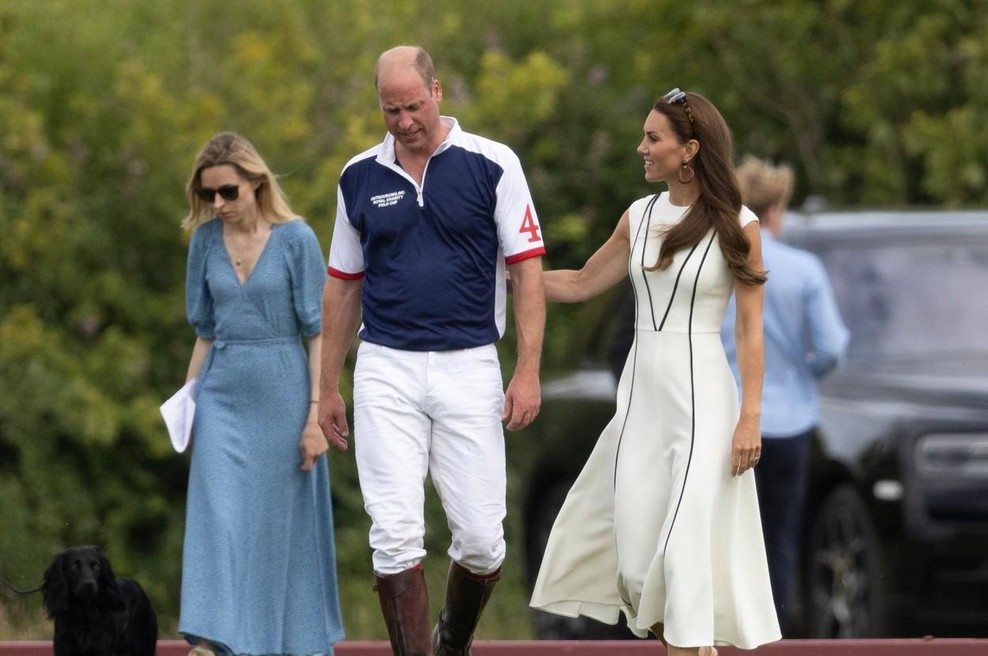 Kate Middleton in princ William sta si v javnosti privoščila nekaj, kar si le redko (foto: Profimedia)