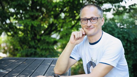 Dr. Andrej Gorišek o tem, kaj počnejo fiziki pod zemljo
