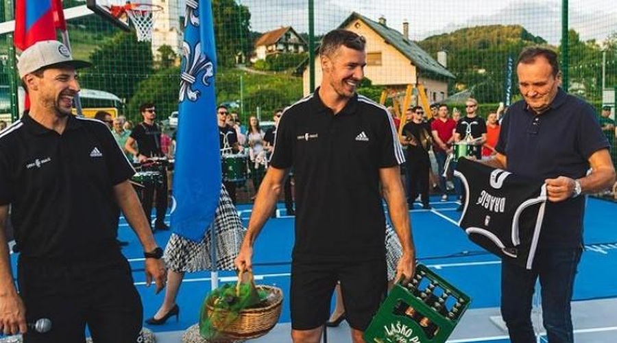Goran Dragić otvoril igrišče, ki ga je dobila Marija Gradec (foto: Instagram/Goran Dragić)