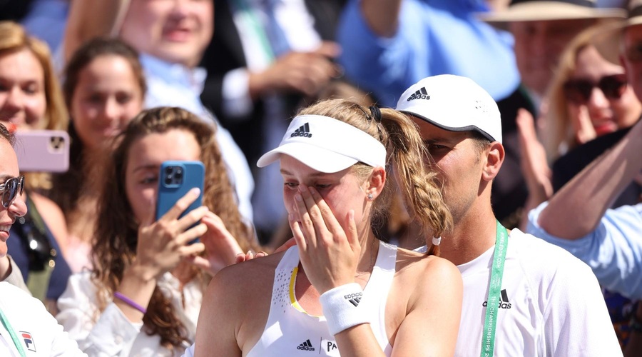 Zmagovalko Wimbledona novinarji spravili v jok (foto: Profimedia)