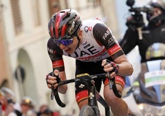 Pogačar v škripcih: bo zmogel sam?