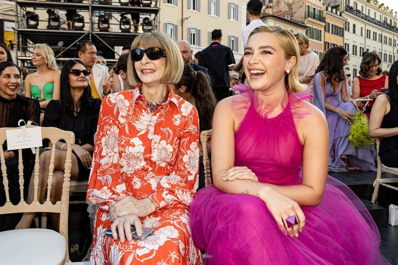 Anna Wintour in Florence Pugh