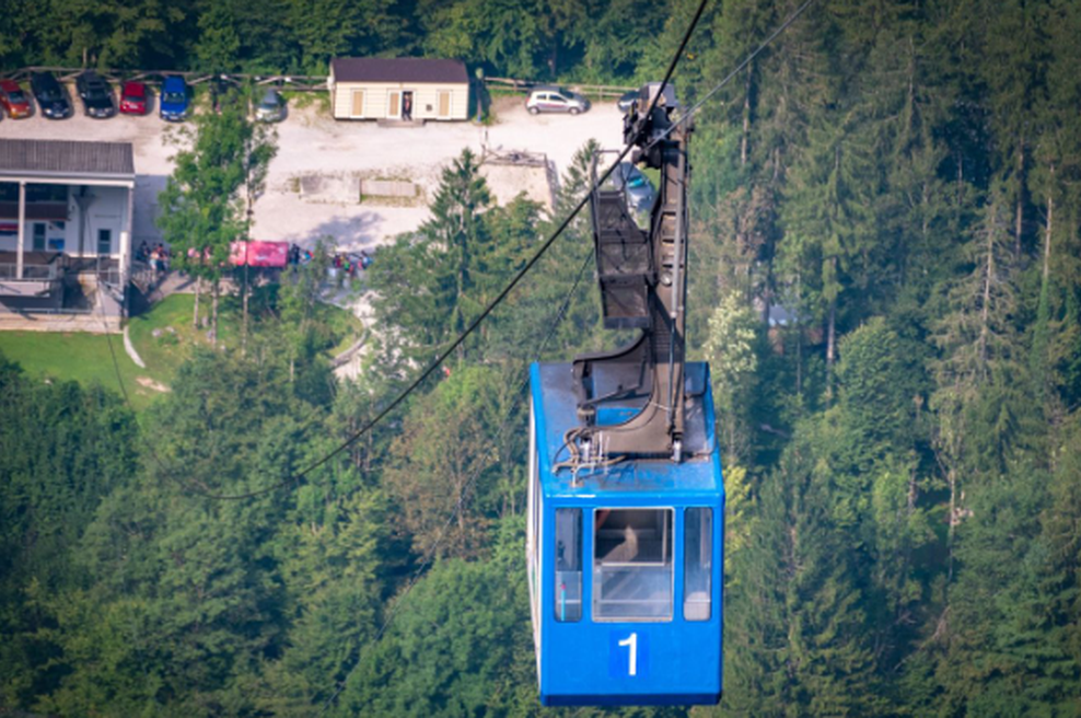 Velika evakuacija z Velike planine: kaj se je dogajalo? (foto: Facebook/Velika planina resort)