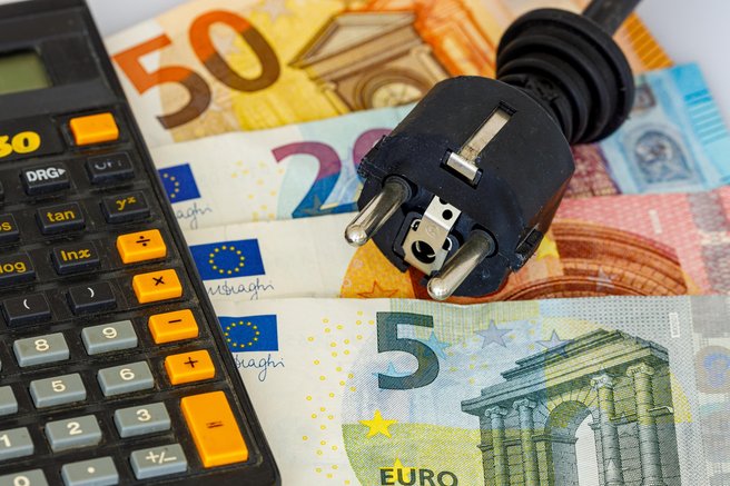 Računi za elektriko bodo prišli z zamudo, to je razlog