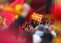 Velik preobrat v Skopju: Bruselj pozdravil sprejem predloga