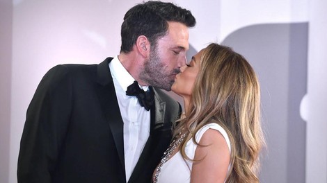 Ben Affleck in Jennifer Lopez sta končno poročena!