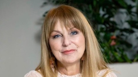 Zvezdana Mlakar brez dlake na jeziku: "Včasih sem stiskala zobe do krvi."