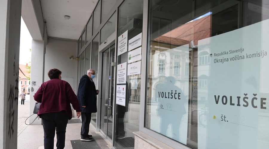 Pozor! Pomembni roki za tiste, ki želijo na predsedniških volitvah glasovati po pošti (foto: Bobo)