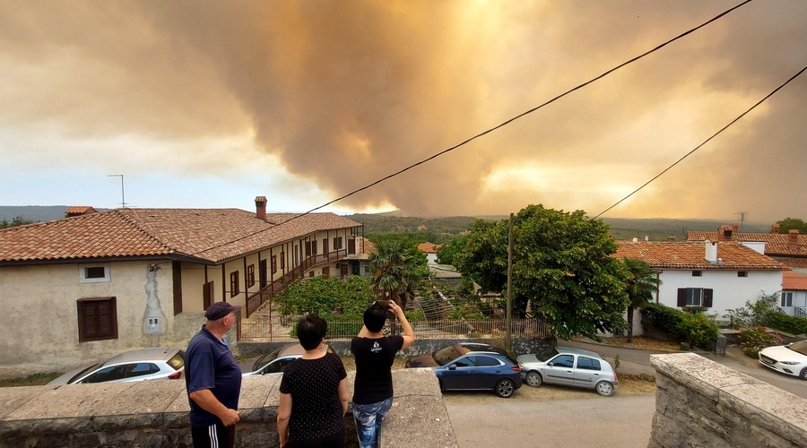 Še posebej uporabni nasveti! Kako ravnati ob požaru? (foto: Bobo)