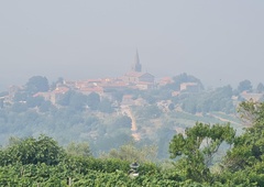 Hrvaška Istra v slovenskem dimu, ljudi pozivajo, naj ne zapuščajo domov
