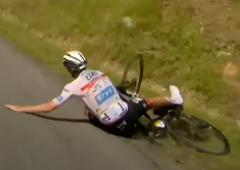 Konec je sanj o zmagi: padec Tadeja Pogačarja in neuspešen napad na Vingegaarda