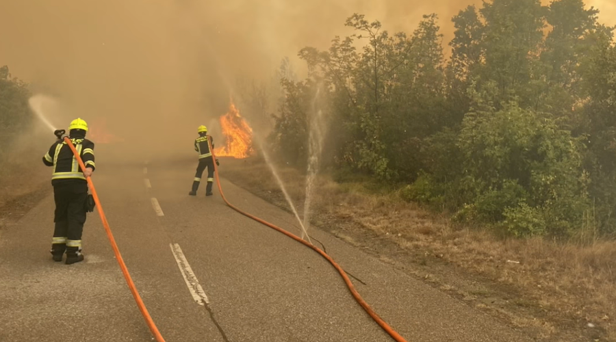 Gasilci na Krasu že povsem utrujeni: bodo zmanjšali njihovo število na terenu? (foto: Posnetek zaslona/Facebook/Gasilci Prevalje)