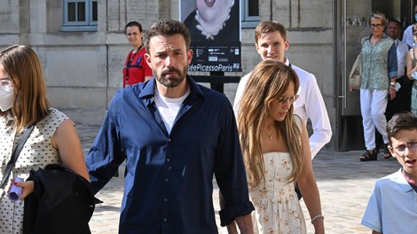 Drama pred težko pričakovano drugo poroko Jennifer Lopez in Bena Afflecka: videli so ju v bolnišnici
