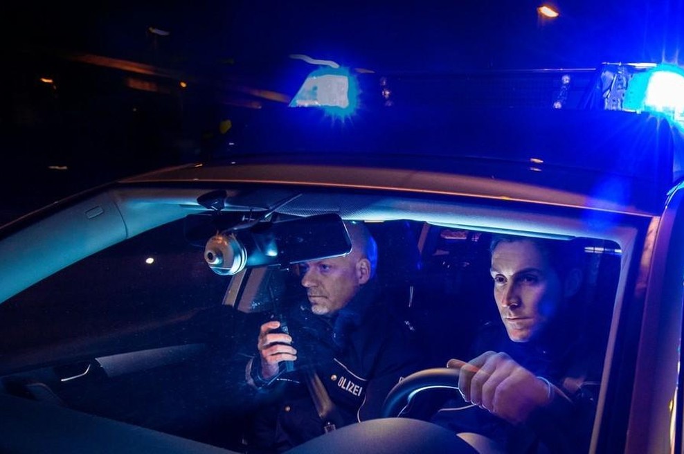 Policija zasegla avtomobil, ki doseže kar 326 km/h! Ne boste verjeli, kaj so storili z njim (foto: Profimedia)