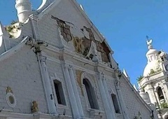 Dramatični posnetki potresa: zvonik se je zrušil, tla pa razpočila