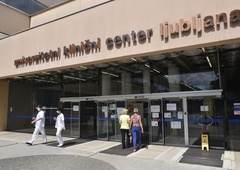 Nevrokirurg Roman Bošnjak po spornem nakazilu: "Poseg je omogočil deklici polno otroštvo in kakovostno življenje"