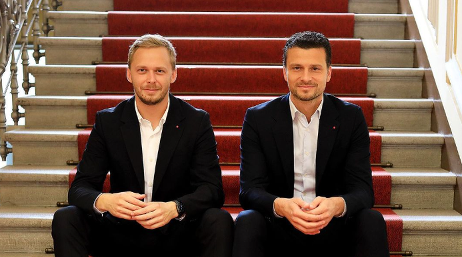 Ali mladina ogroža titulo najbolj seksi poslanca Prednika? (foto: Isntagram/Damijan Zrim)