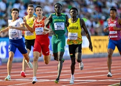 Če si uspešen, si naš, če pa nisi, si pa tujec!