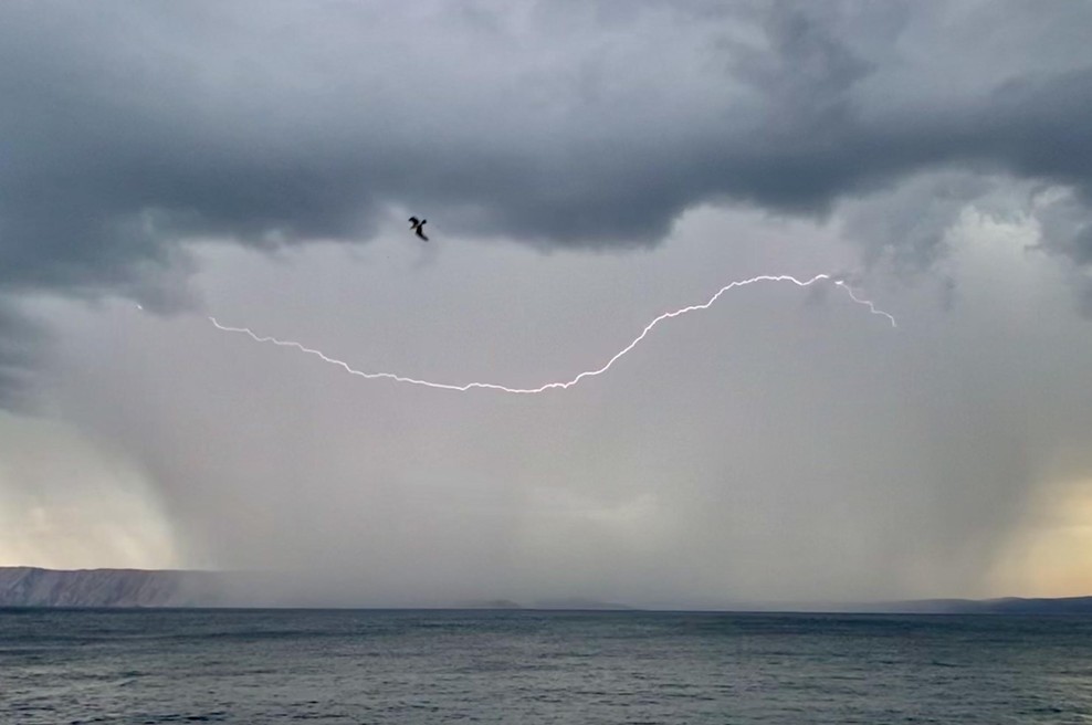 Bodo nevihte in plohe ponehale? To so povedali vremenoslovci ... (foto: Srečko Blas)