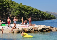 Odhajate na dopust na Hrvaško? Preverite trenutne temperature jadranskega morja