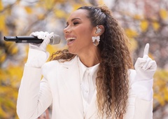 Svetovno oboževana pevka Leona Lewis zaupala ime svoje prvorojenke