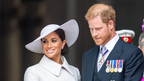 Meghan Markle praznuje: preberite, kako sta se s Harryjem spoznala in o škandalu v katerem se je znašla